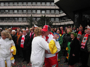 Könige Sieglar: Rathauserstürmung Troisdorf 2011 Könige Sieglar: Rathauserstürmung Troisdorf 2011