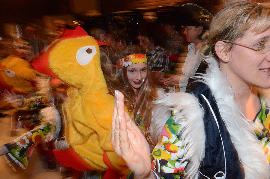 Könige Sieglar: Dreigestirn bei den katholischen Frauen Könige Sieglar: Dreigestirn bei den katholischen Frauen